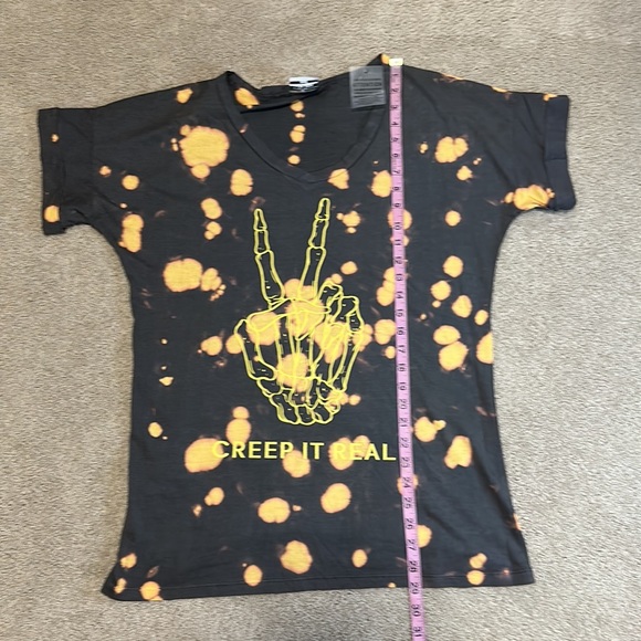 Like Love Creep it Real peace skeleton hand Tee S - Picture 11 of 11